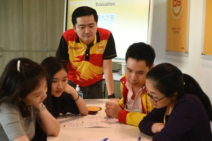 เผยความลับ! ทำไม DHL Express ถึงเป็นบริษัทที่ครองใจพนักงาน - เติบโตไปกับ DHL Express อย่างมีคุณภาพด้วยความมั่นคงและยั่งยืน