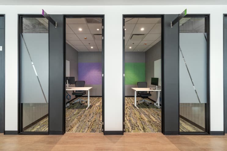 เปิดบ้าน Advanced Technology Center Thailand ของเอคเซนเชอร์ ตอบโจทย์คนยุคใหม่สายเทคและไอที - Workstation Area พื้นที่ทำงานของชาวเทคทุกคน