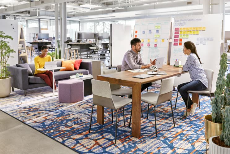 Change Management คืออะไร? ใช้เมื่อไหร่? อยากเป็นองค์กรยุคใหม่ต้องรู้! - “บริหารความเปลี่ยนแปลง” หรือ “Change management” หมายถึง การวางแผนหรือการดำเนินการต่าง ๆ ท่ีทำให้การเปลี่ยนแปลงเกิดขึ้นอย่างมีระบบตามแผนท่ีได้กำหนดไว้ เพื่อลดผลกระทบท่ีจะเกิดจากการเปลี่ยนแปลงและให้บรรลุเป้าหมายขององคก์ร