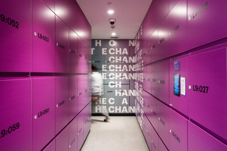 เปิดออฟฟิศที่ออกแบบมาเพื่อรองรับการใช้งานทุกรูปแบบสำหรับทุกคนที่ Accenture - Locker Zone