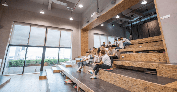 พาชม Co.Lab แบบ 360 องศา พื้นที่ทำงานสุดโปรดักทีฟของชาว SC Asset - 4. พื้นที่สำหรับทำกิจกรรมเพื่อคนกลุ่มใหญ่