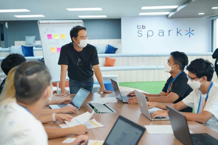 ttb spark ตามหาคนพันธุ์กล้า มาร่วมสร้างดิจิทัลโซลูชันที่ตอบโจทย์ให้ชีวิตลูกค้าดีขึ้น - จุดเริ่มต้นของ ttb spark? (2)