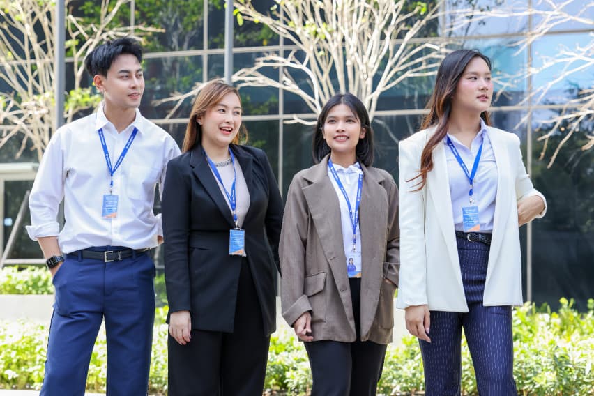 ไทยเครดิต องค์กรที่เชื่อในคุณค่าของทุกคน - ฮีโร่ในชีวิตจริง งานที่สร้างชีวิตให้คนตัวเล็ก
