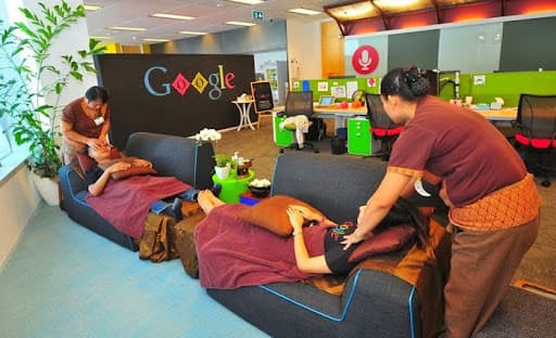 ส่องสวัสดิการน่าอิจฉา! คัดให้แล้วว่าดีใน Top50 Companies in Thailand 2025 - ภาพประกอบที่ 5